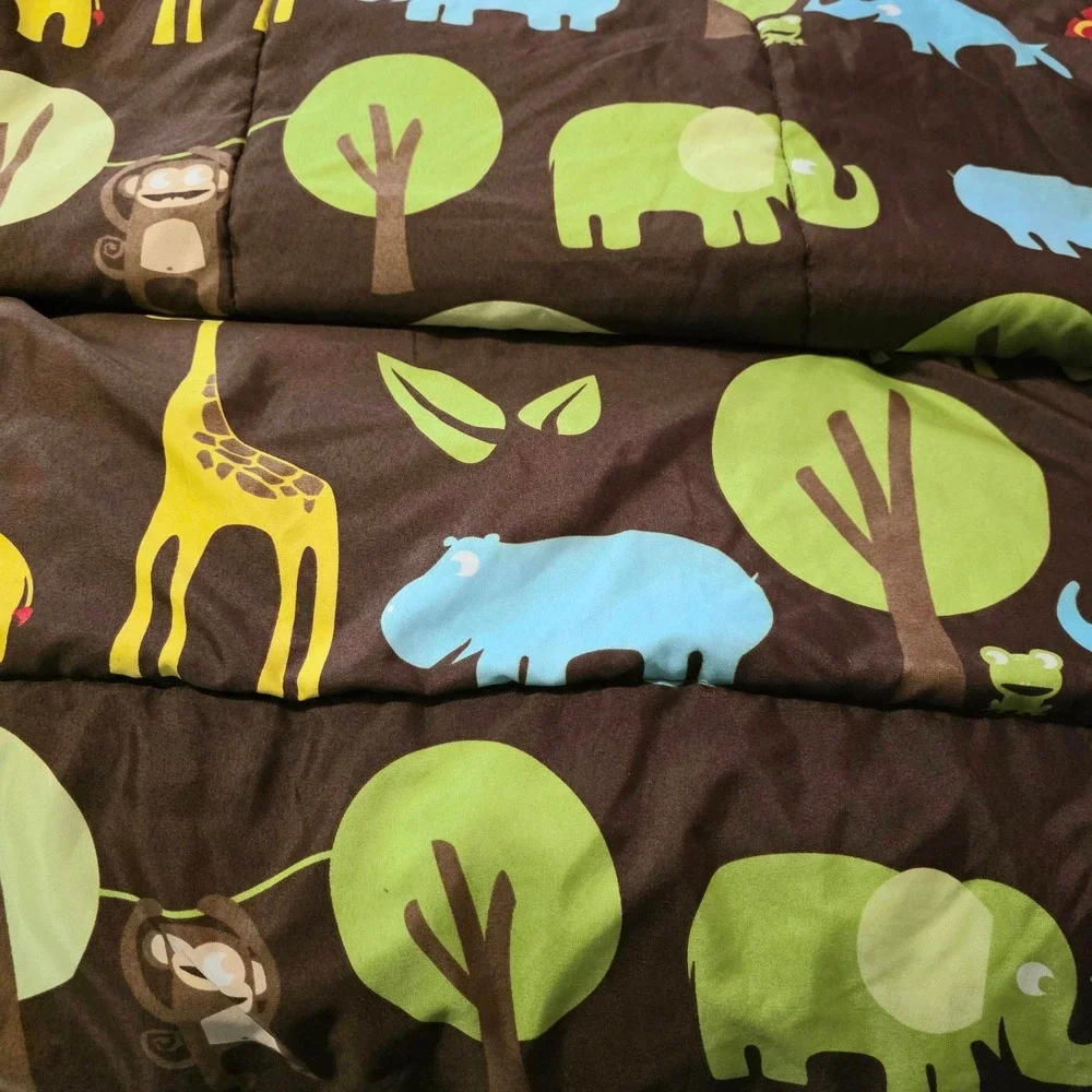 Circo Jungle Safari Animal Print Reversible‎ Comforter Brown Green Lion Giraffe